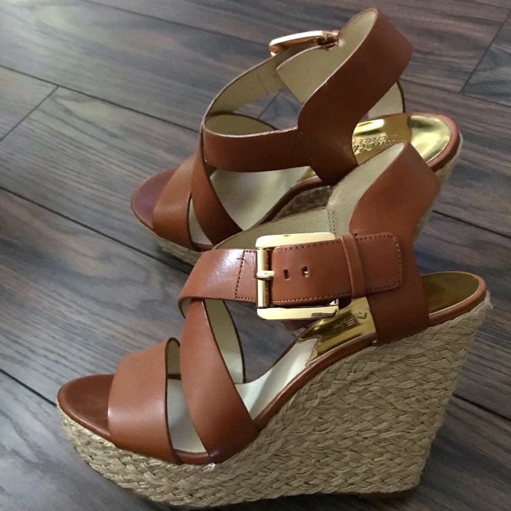 Michael Kors Giovanna 4” Luggage Wedges